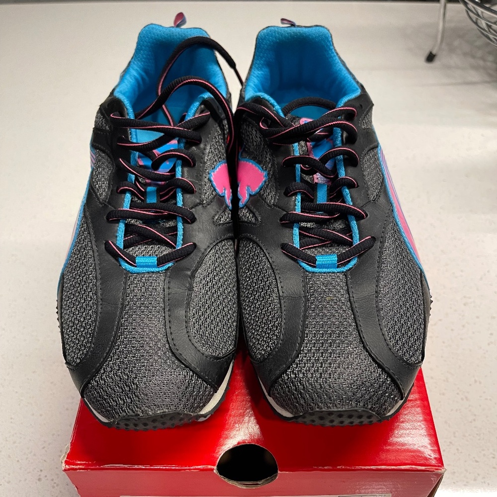 Women's Puma Street Kosmos Patent shoes, size 10
